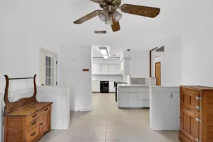 107 Greenbriar Dr, Conroe, TX 77356 - Photo 18