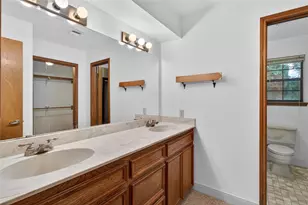 107 Greenbriar Dr, Conroe, TX 77356 - Photo 32