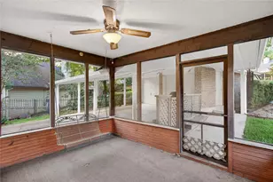 107 Greenbriar Dr, Conroe, TX 77356 - Photo 10