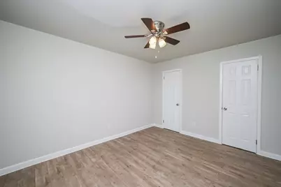1518 East Avenue #104, Katy, TX 77493 - Photo 6