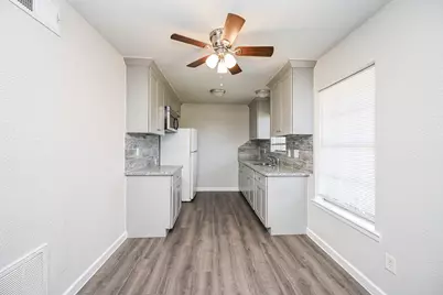 1518 East Avenue #104, Katy, TX 77493 - Photo 26