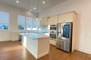 2230 Lou Ellen Ln, Houston, TX 77018 - Photo 10