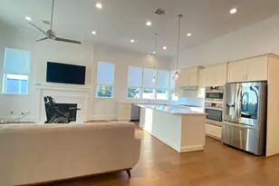 2230 Lou Ellen Ln, Houston, TX 77018 - Photo 10