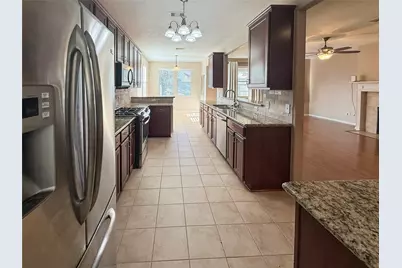 801 Walnut Pointe, League City, TX 77573 - Photo 10