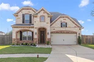 28027 Silver Dawn Ct, Fulshear, TX 77441 - Photo 2