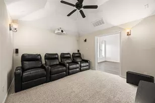 28027 Silver Dawn Ct, Fulshear, TX 77441 - Photo 18