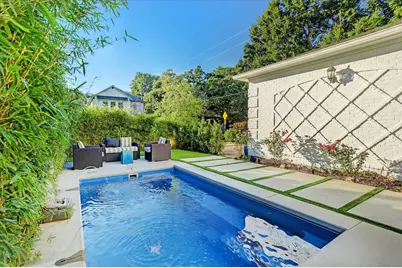 1502 Whispering Pines Drive, Houston, TX 77055 - Photo 4