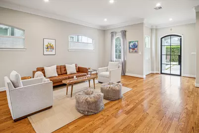 1502 Whispering Pines Drive, Houston, TX 77055 - Photo 22