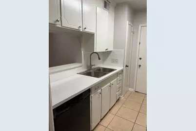 2824 Briarhurst Drive #9, Houston, TX 77057 - Photo 6