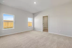8124 Burnt Orchid Dr, Houston, TX 77016 - Photo 4