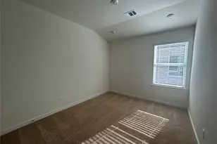 8319 Amber Summit Ln, Angleton, TX 77515 - Photo 4