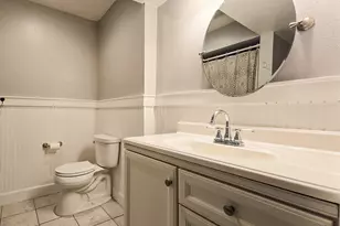 11515 Burdine Rd, Houston, TX 77035 - Photo 14