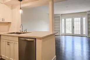 11515 Burdine Rd, Houston, TX 77035 - Photo 10