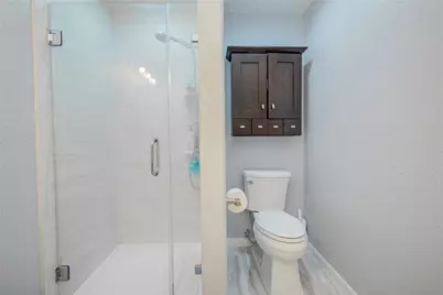 103 Jasmine Street, Lake Jackson, TX 77566 - Photo 20