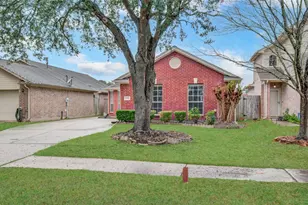 11906 Oakner Dr, Tomball, TX 77377 - Photo 2