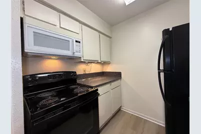5711 Sugar Hill Drive #26, Houston, TX 77057 - Photo 10