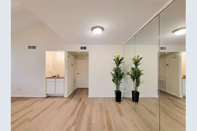 5711 Sugar Hill Drive #26, Houston, TX 77057 - Photo 10