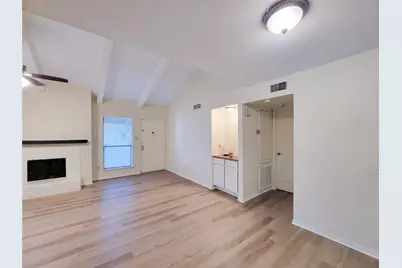 5711 Sugar Hill Drive #26, Houston, TX 77057 - Photo 8