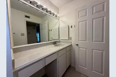 5711 Sugar Hill Drive #26, Houston, TX 77057 - Photo 14