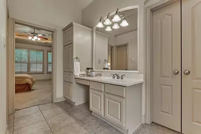42 Carlyle Place, The Woodlands, TX 77382 - Photo 30