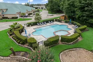 185 W Palm Blvd, Montgomery, TX 77356 - Photo 2