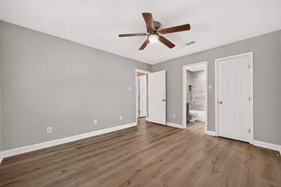 14306 River Glen Drive, Sugar Land, TX 77498 - Photo 12