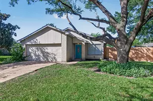 14306 River Glen Dr, Sugar Land, TX 77498 - Photo 1