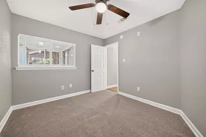 14306 River Glen Drive, Sugar Land, TX 77498 - Photo 18