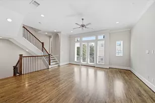 1124 W 24th St, Houston, TX 77008 - Photo 14