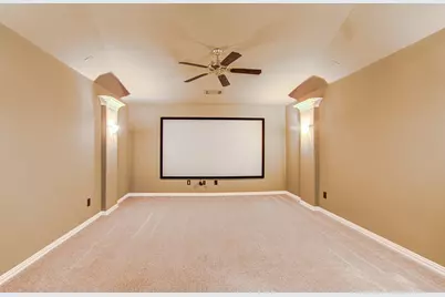 17910 Spoke Hollow Court, Cypress, TX 77433 - Photo 32