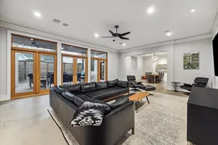 2107 Wroxton Rd, Houston, TX 77005 - Photo 12