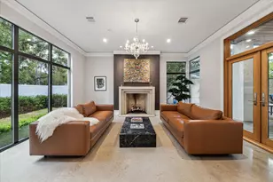 2107 Wroxton Rd, Houston, TX 77005 - Photo 4
