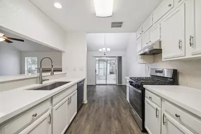 3923 Windmill Street, Sugar Land, TX 77479 - Photo 8