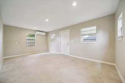 7127 Walkway Street, Houston, TX 77036 - Photo 18