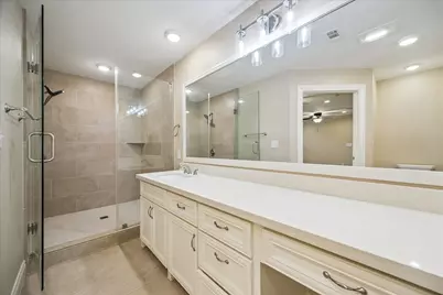 7127 Walkway Street, Houston, TX 77036 - Photo 10