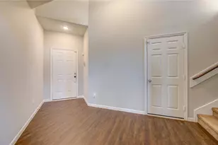 13217 Dalvay Beach Dr, Texas City, TX 77568 - Photo 4