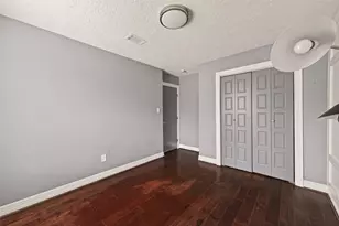 2130 Round Lake Dr, Houston, TX 77077 - Photo 32