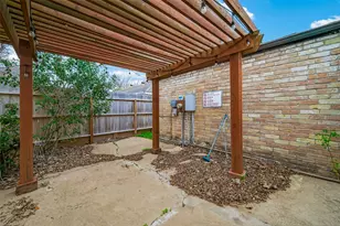 2130 Round Lake Dr, Houston, TX 77077 - Photo 44