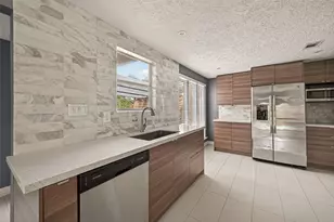 2130 Round Lake Dr, Houston, TX 77077 - Photo 22