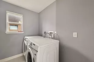 2130 Round Lake Dr, Houston, TX 77077 - Photo 30