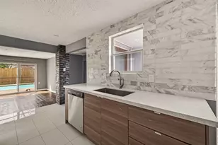 2130 Round Lake Dr, Houston, TX 77077 - Photo 24