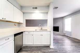 7916 Grow Ln, Houston, TX 77040 - Photo 10