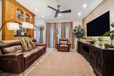 3231 Allen Parkway Parkway #1115, Houston, TX 77019 - Photo 4