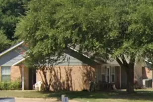 1303 Mlk Dr, Jefferson, TX 75657 - Photo 10