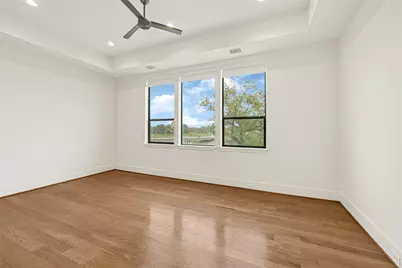 922 T C Jester Boulevard, Houston, TX 77008 - Photo 36