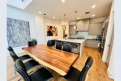 922 T C Jester Boulevard, Houston, TX 77008 - Photo 14