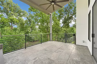 922 T C Jester Boulevard, Houston, TX 77008 - Photo 6