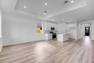 22002 Sam Raburn Dr, Tomball, TX 77375 - Photo 4