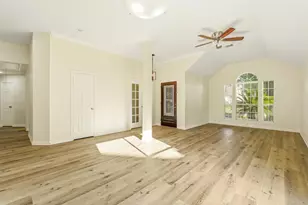 19126 Rebel Yell Dr, Katy, TX 77449 - Photo 6