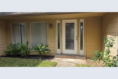 1910 Quail Meadow Drive, Missouri City, TX 77459 - Photo 2